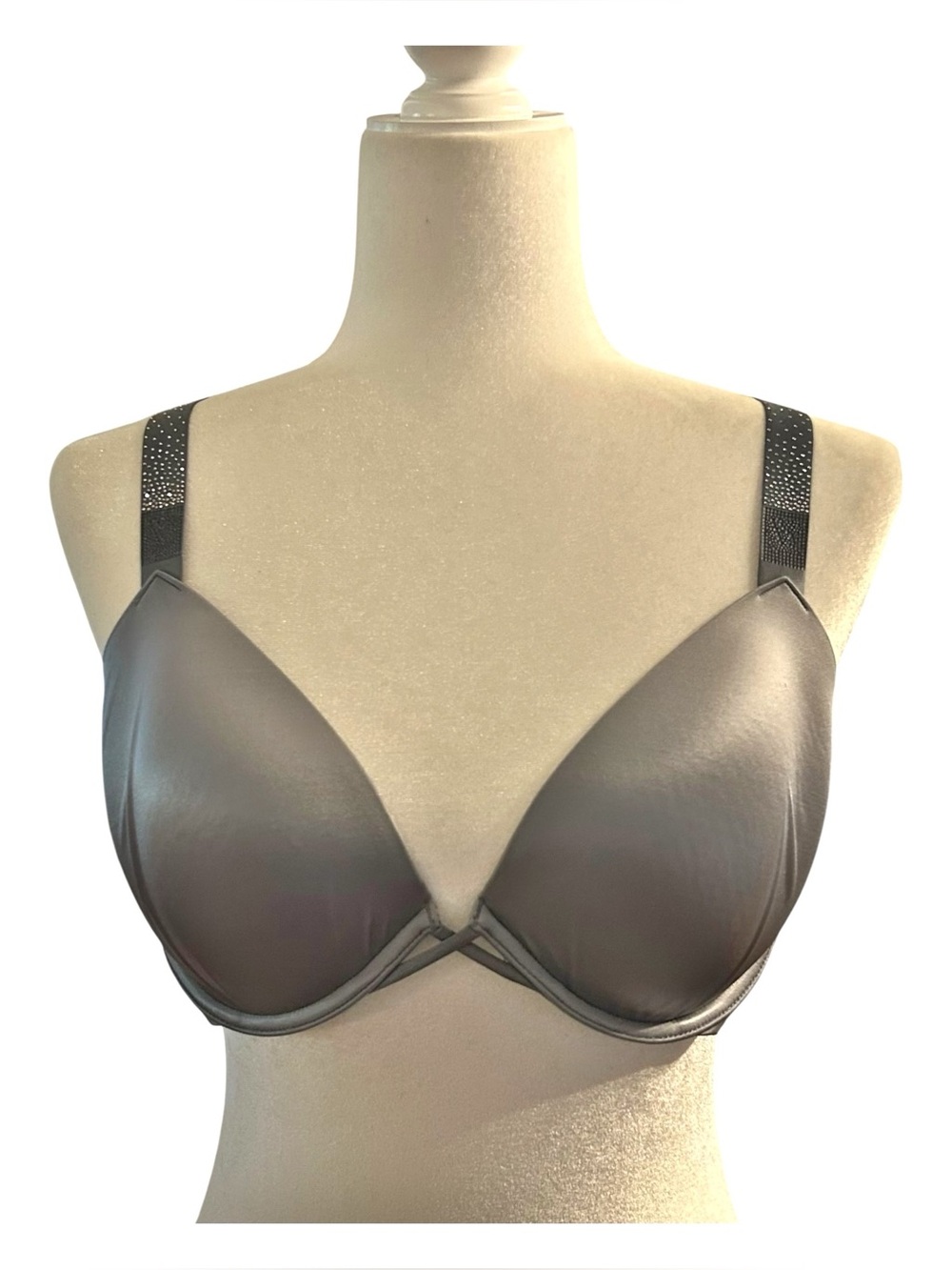 Victoria's Secret Shine Strap Low Cut Demi Push Up Bra SZ 36D in Grey